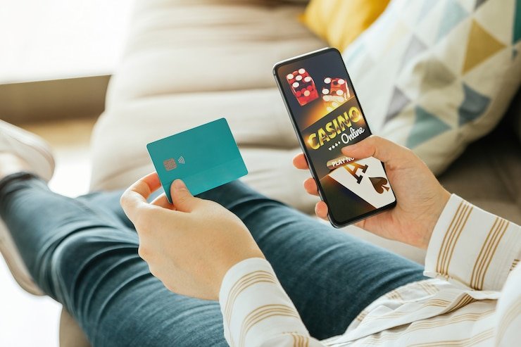 Pengguna meninjau status akun member